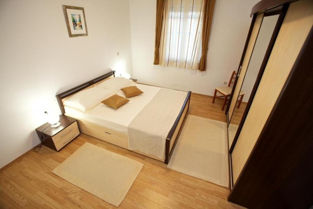 Apartments Grlica سوتيفان الغرفة الصورة