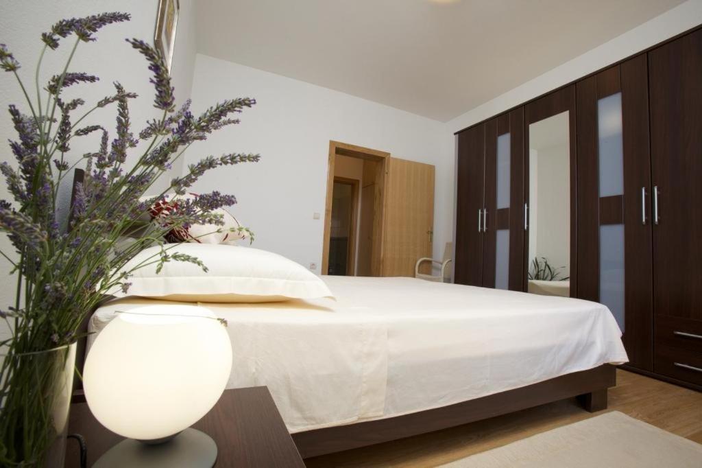 Apartments Grlica سوتيفان الغرفة الصورة